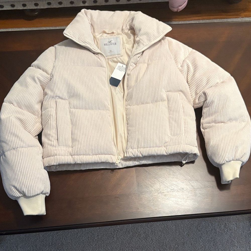 Hollister Cropped Coat